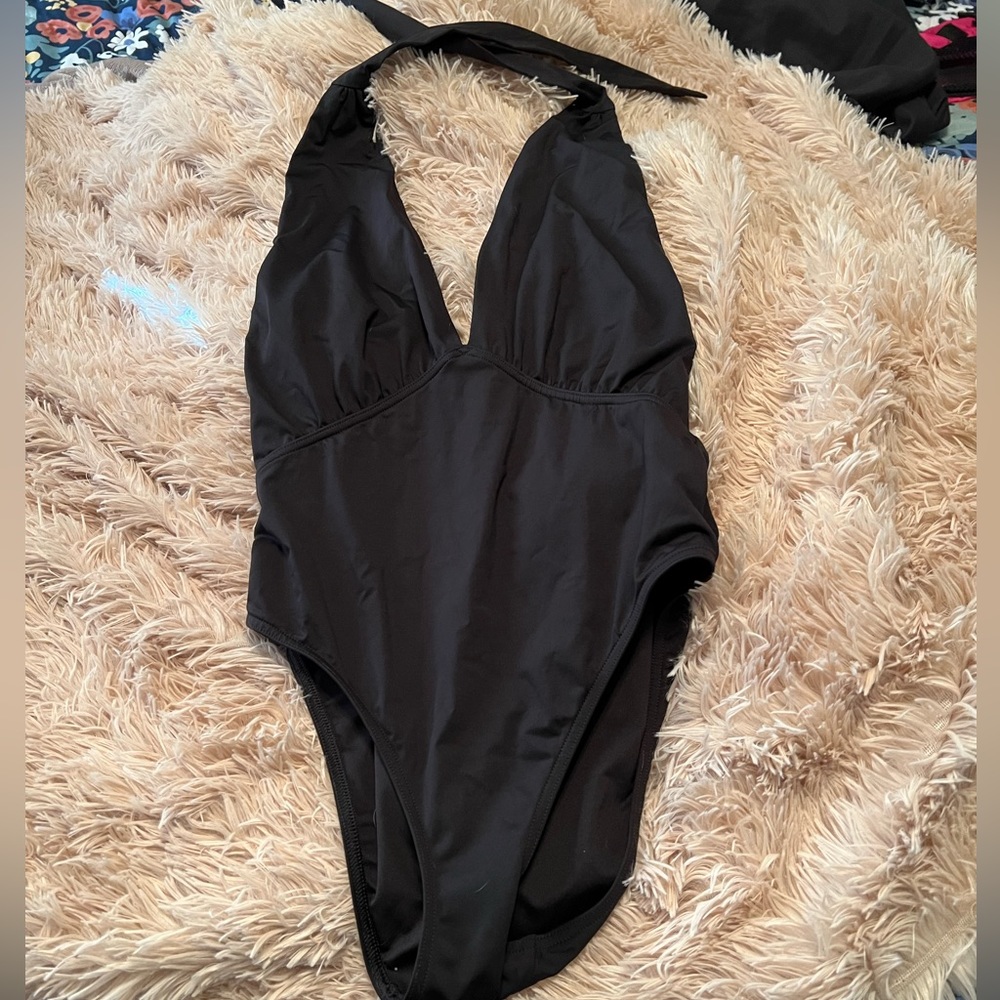 Sexy Victoria’s Secret swim🩱